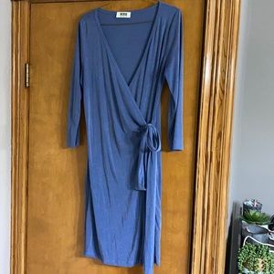 Women’s Medium blue wrap dress